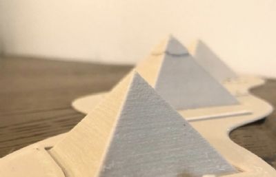三座金字塔打印模型