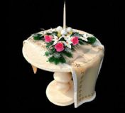 圆桌上的鲜花圣诞蜡烛3D模型