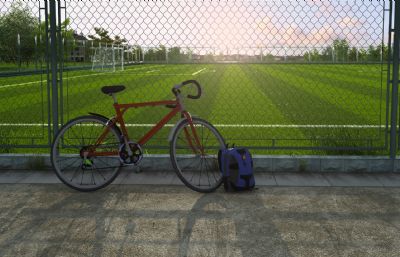 夏日午后足球场+围栏,自行车场景